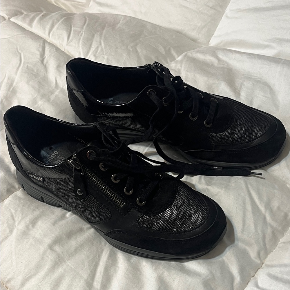 Mephisto Black Lace-Up Shoes with Zipper